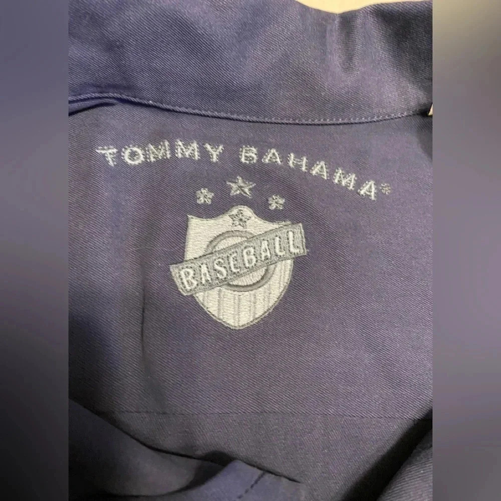 Men’s Tommy Bahama Baseball Silk Button Down Shirt